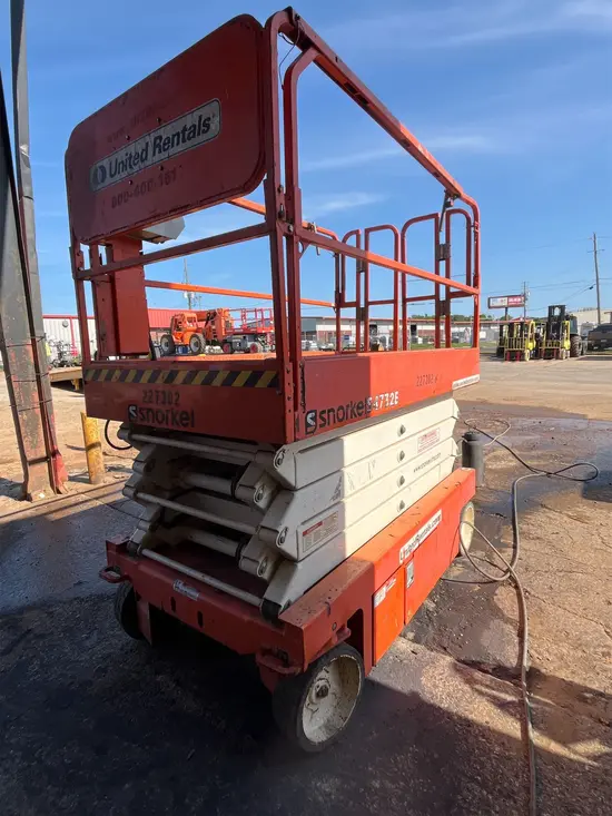 2019 Snorkel S4732E Scissor Lift