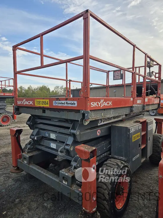 2018 Skyjack SJ8831RT Rough Terrain Scissor Lift