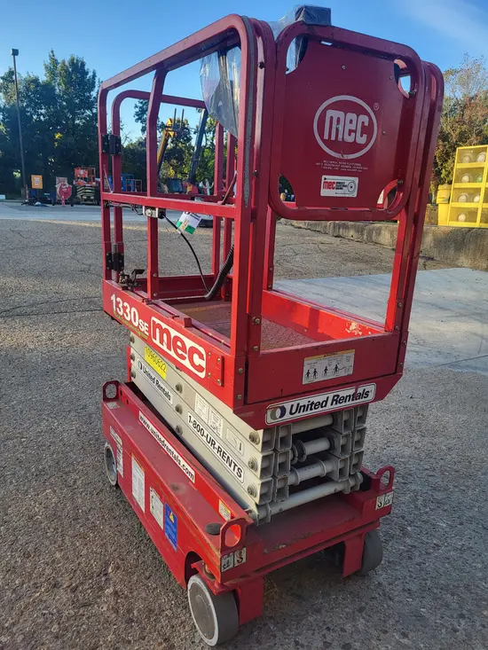 2019 MEC 1330SE Scissor Lift