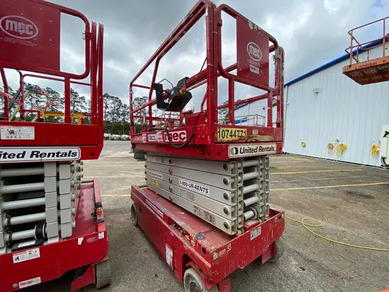 2018 MEC 4046SE Scissor Lift