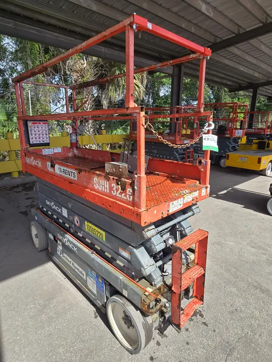 2017 Skyjack SJIII3226 Scissor Lift