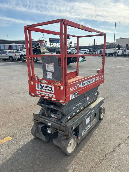 2018 Skyjack SJIII3219 Scissor Lift
