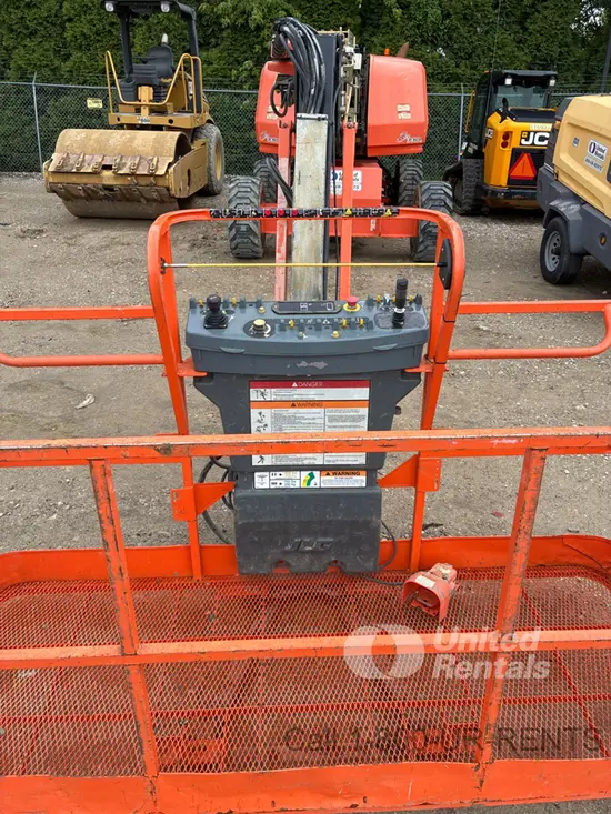 2019 JLG 660SJ Boom Lift
