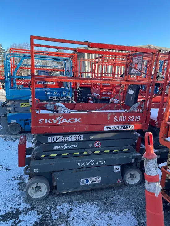 2016 Skyjack SJIII3219 Scissor Lift