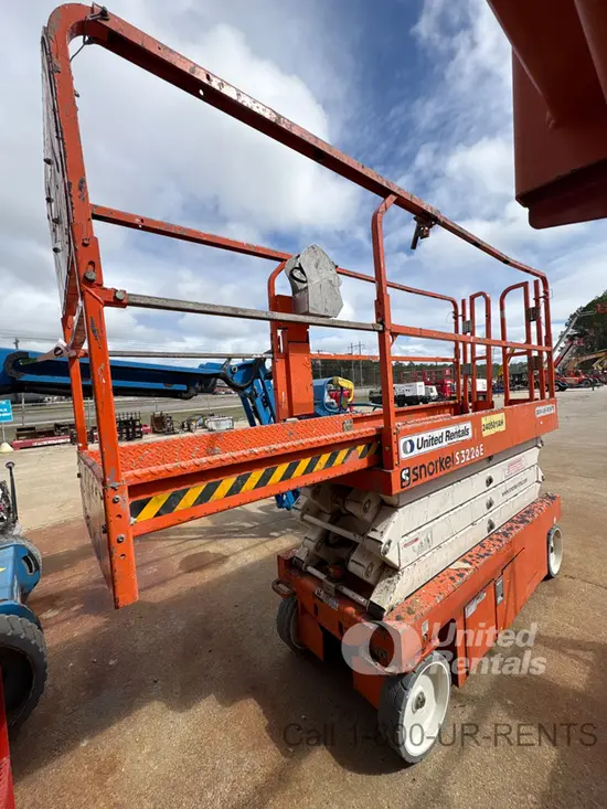 2019 Snorkel S3226E Scissor Lift