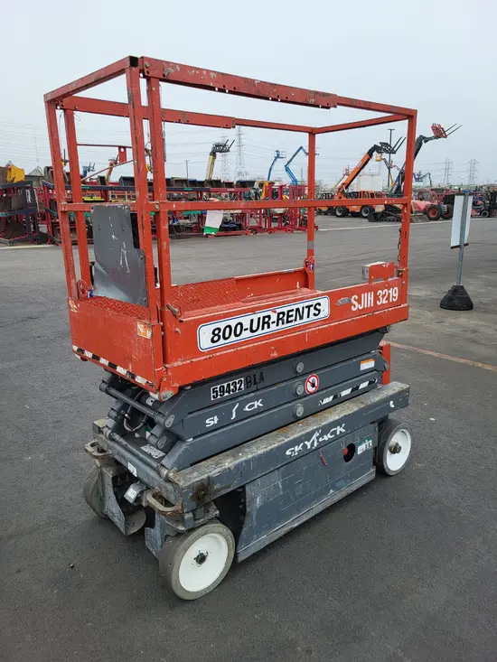 2018 Skyjack SJIII3219 Scissor Lift