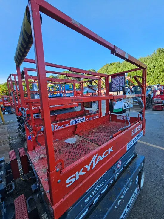 2018 Skyjack SJIII3219 Scissor Lift