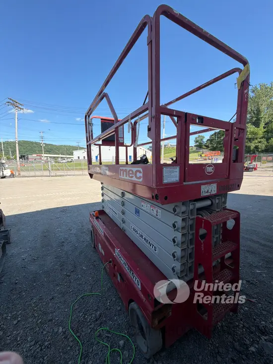 2017 MEC 4046SE Scissor Lift