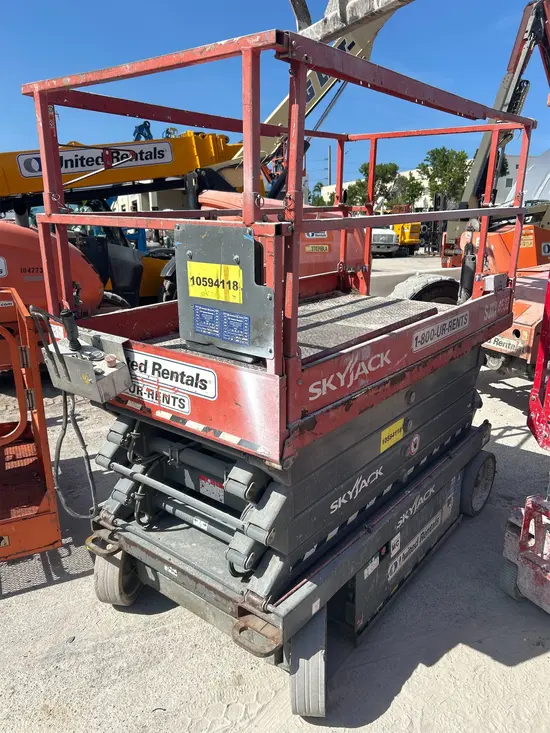 2017 Skyjack SJIII4632 Scissor Lift