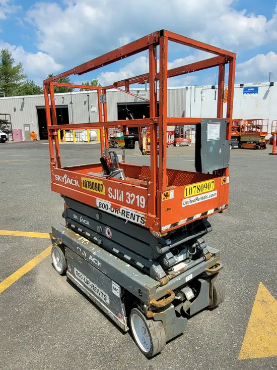 2018 Skyjack SJIII3219 Scissor Lift