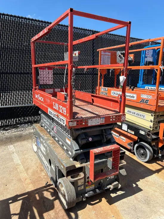 2018 Skyjack SJIII3219 Scissor Lift