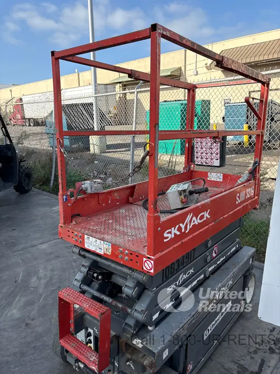 2018 Skyjack SJIII3219 Scissor Lift