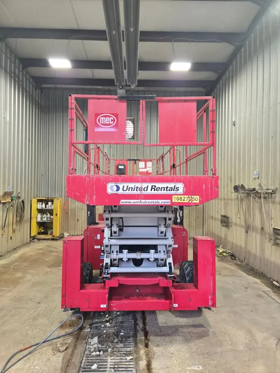 2018 MEC 6092RT Rough Terrain Scissor Lift