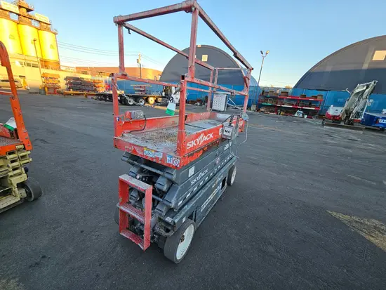 2018 Skyjack SJIII3226 Scissor Lift