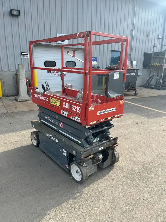 2018 Skyjack SJIII3219 Scissor Lift