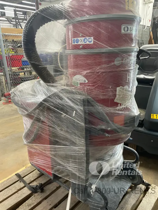 2022 Husqvarna BDC-33-230V Vacuum