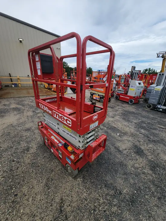 2019 MEC 1330SE Scissor Lift
