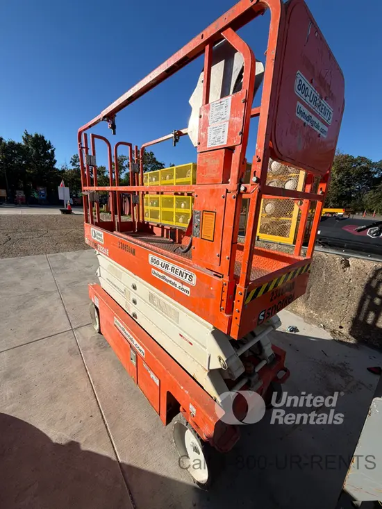 2019 Snorkel S3226E Scissor Lift