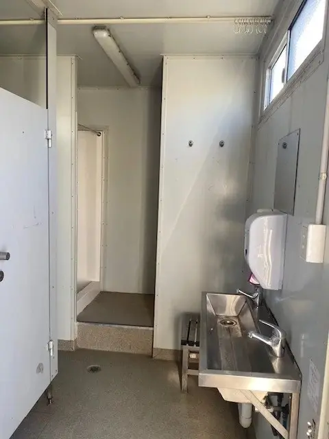 inside 2