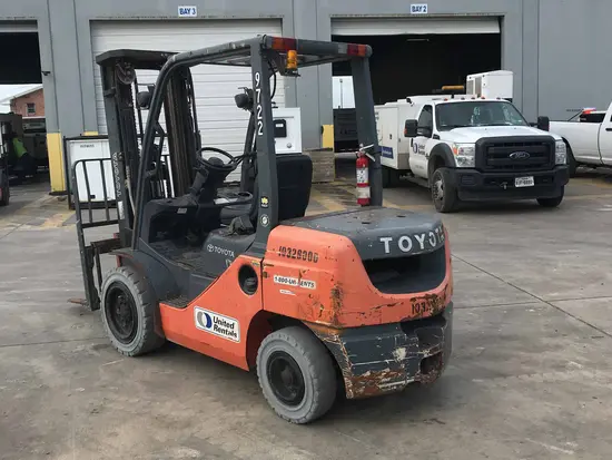 2014 Toyota 8FDU30 Forklift