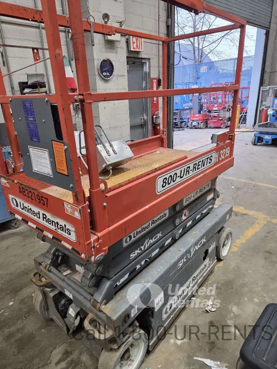 2017 Skyjack SJIII3219 Scissor Lift