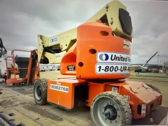 2016 JLG E400AJPN Articulating Boom Lift