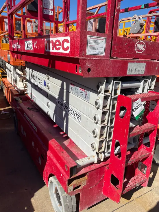 2018 MEC 4046SE Scissor Lift