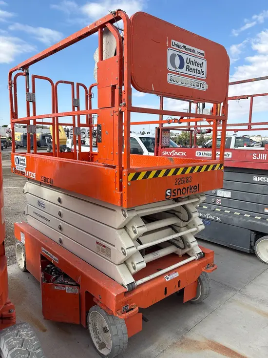 2019 Snorkel S4732E Scissor Lift