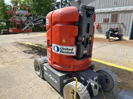 2017 Skyjack SJ30ARJE Articulating Boom Lift