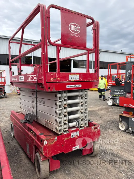 2017 MEC 4046SE Scissor Lift