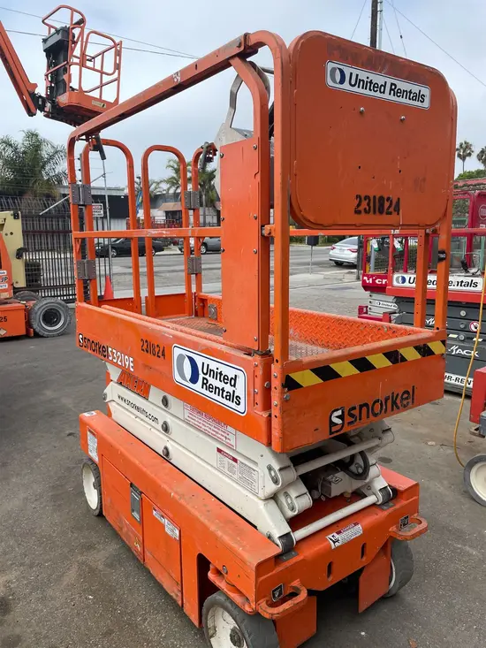 2019 Snorkel S3219E Scissor Lift