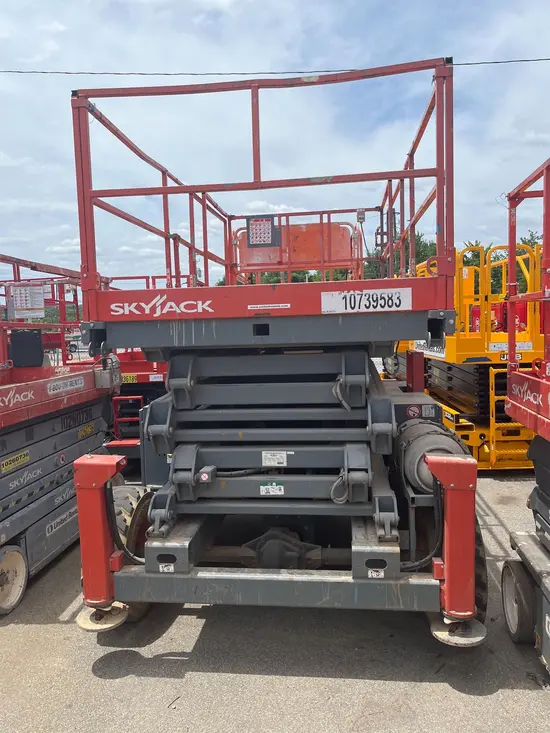 2018 Skyjack SJ8841RT Rough Terrain Scissor Lift