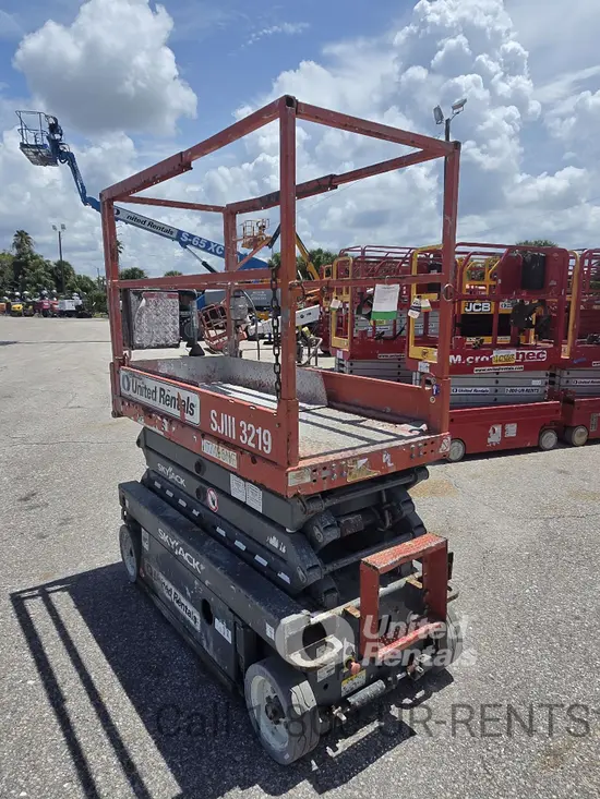 2017 Skyjack SJIII3219 Scissor Lift