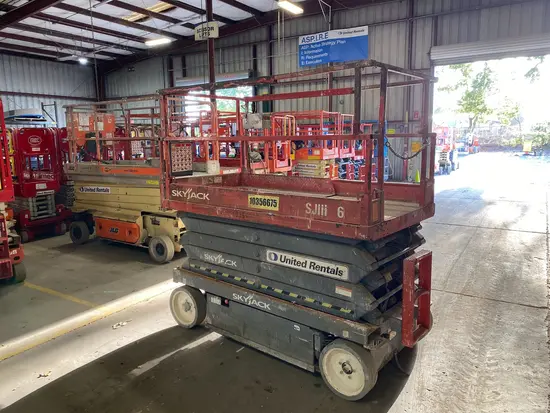 2015 Skyjack SJIII4632 Scissor Lift