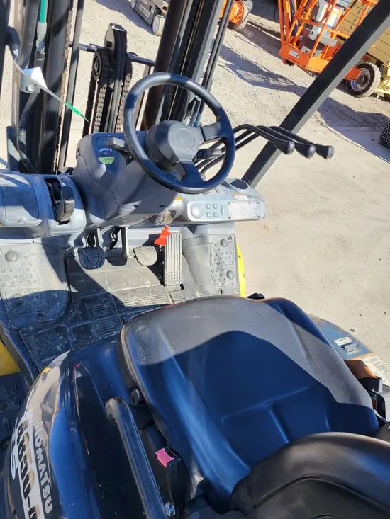 2019 Komatsu FG25T-16 Warehouse Forklift