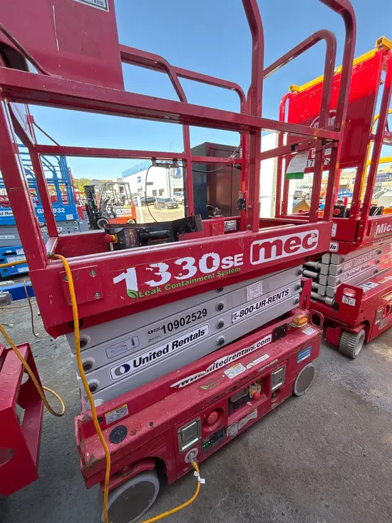 2019 MEC 1330SE Scissor Lift