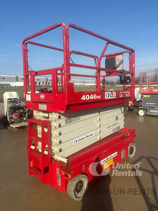 2017 MEC 4046SE Scissor Lift