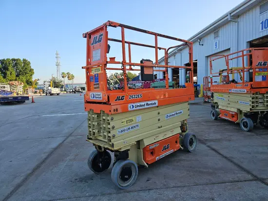 2018 JLG 2632ES Scissor Lift