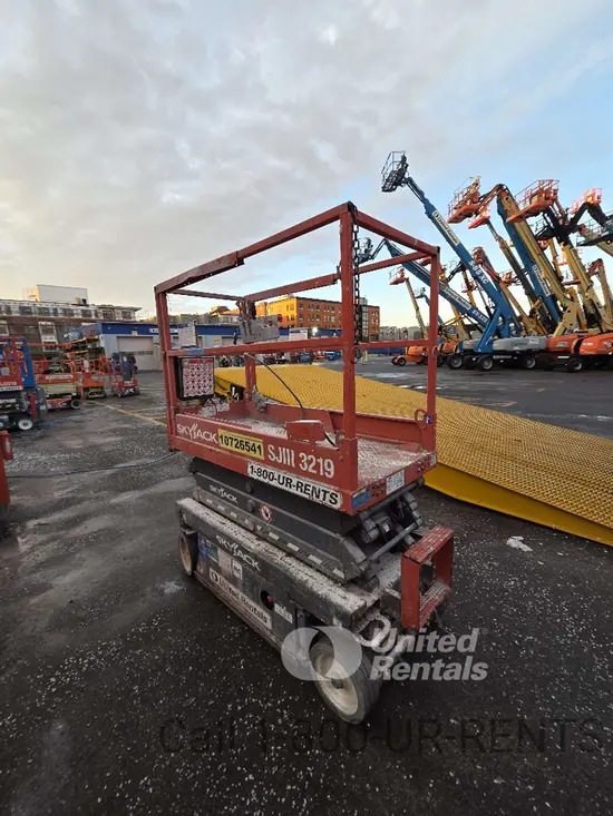 2018 Skyjack SJIII3219 Scissor Lift