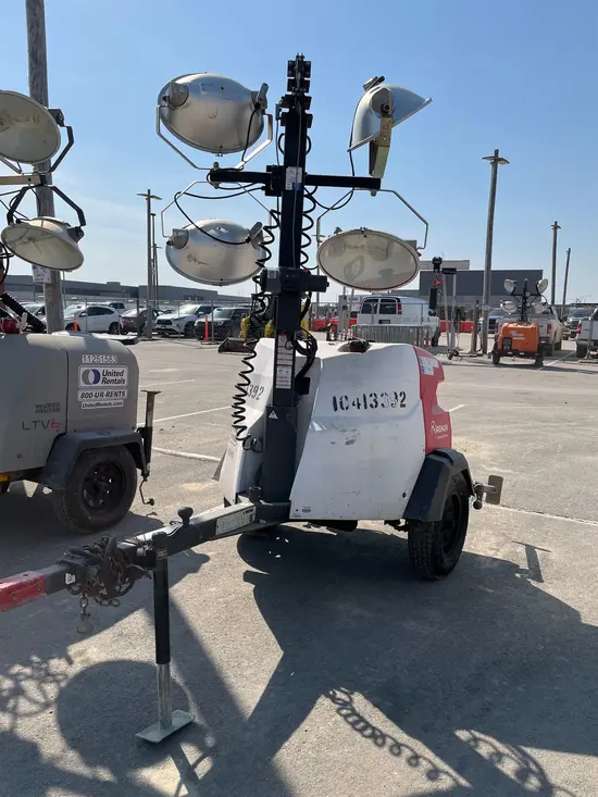 2015 Magnum Pro MLT6SK Portable Light Tower