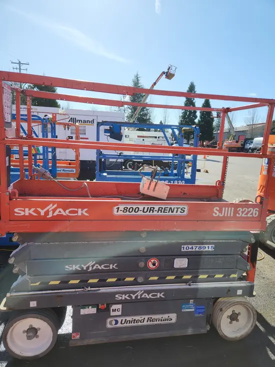 2017 Genie GR-20 Self-Propelled One-Person Lift