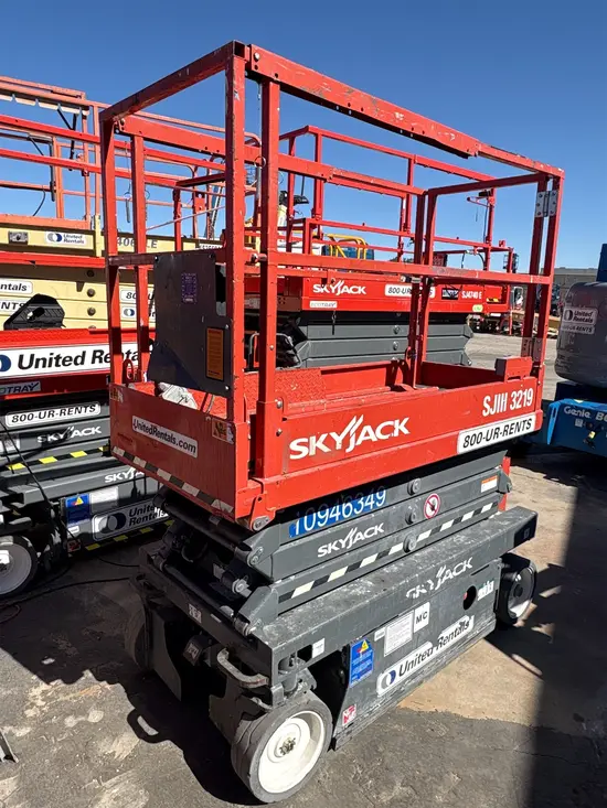 2019 Skyjack SJIII3219 Scissor Lift
