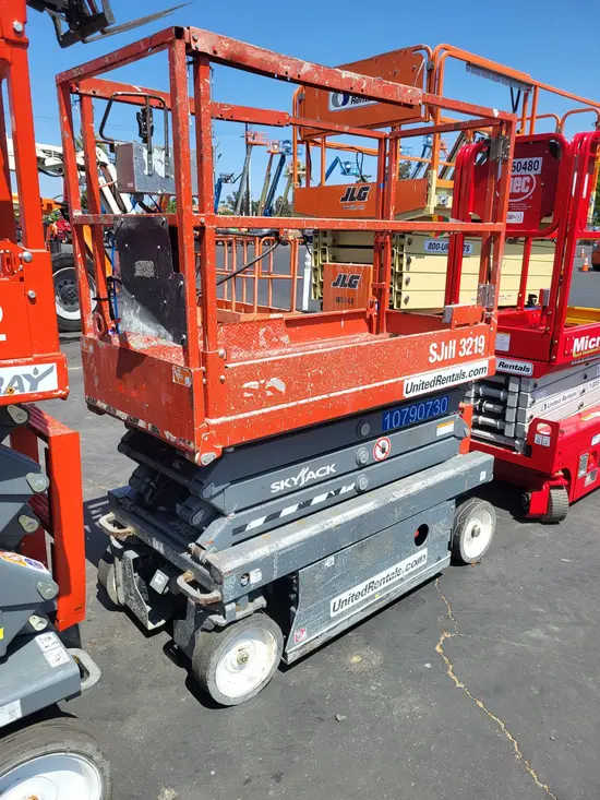 2018 Skyjack SJIII3219 Scissor Lift