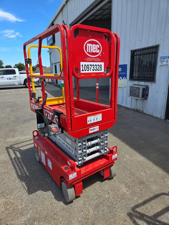 2019 MEC 1330SE Scissor Lift