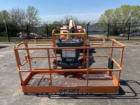 2016 JLG 600AJ Articulating Boom Lift