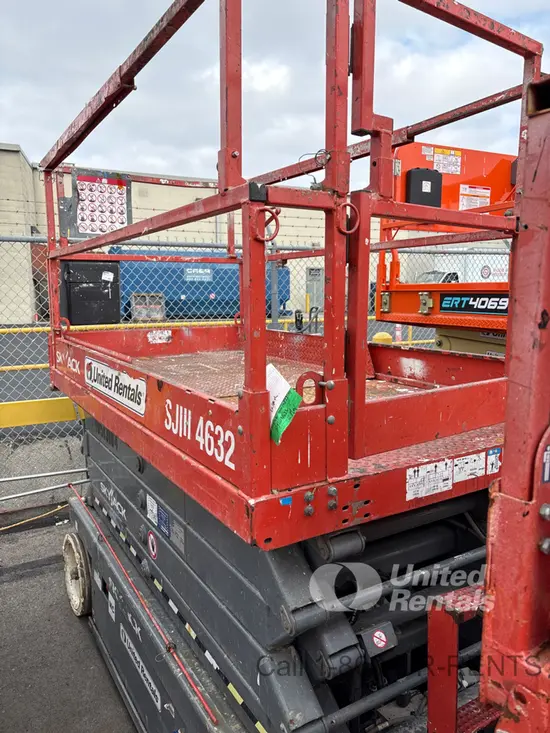 2016 Skyjack SJIII4632 Scissor Lift