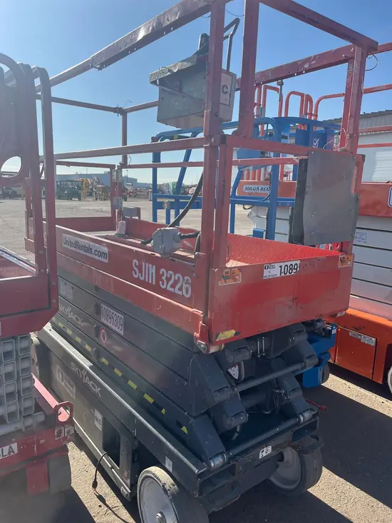 2019 Skyjack SJIII3226 Scissor Lift