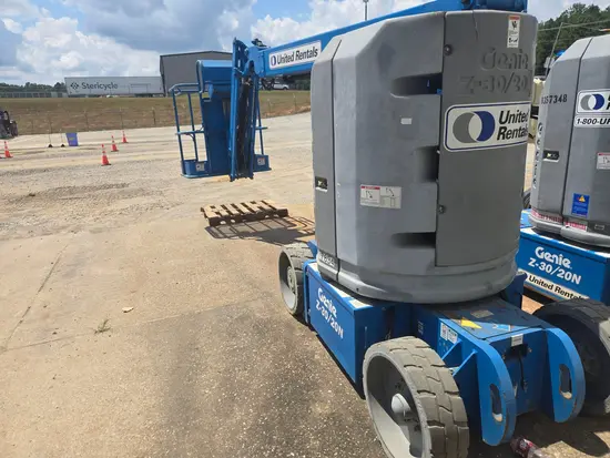 2016 Genie Z-30/20N Articulating Boom Lift