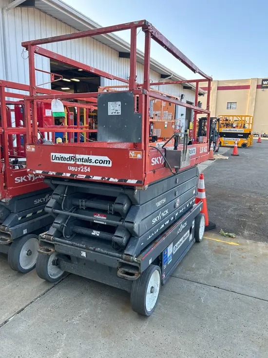 2018 Skyjack SJIII4632 Scissor Lift