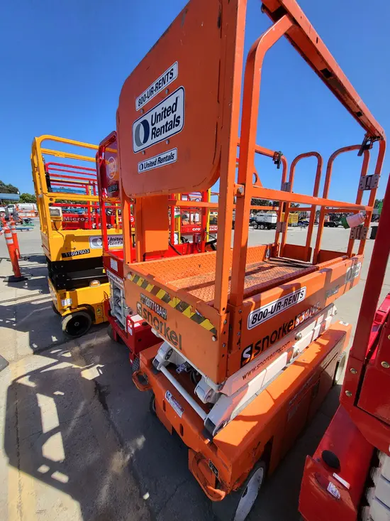 2018 Snorkel S3219E Scissor Lift